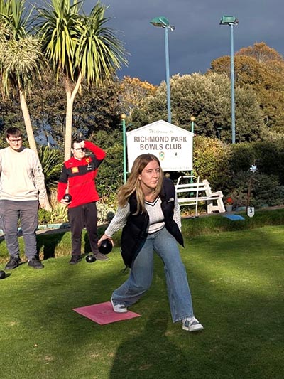 University Students - Richmond Park Bowls Club